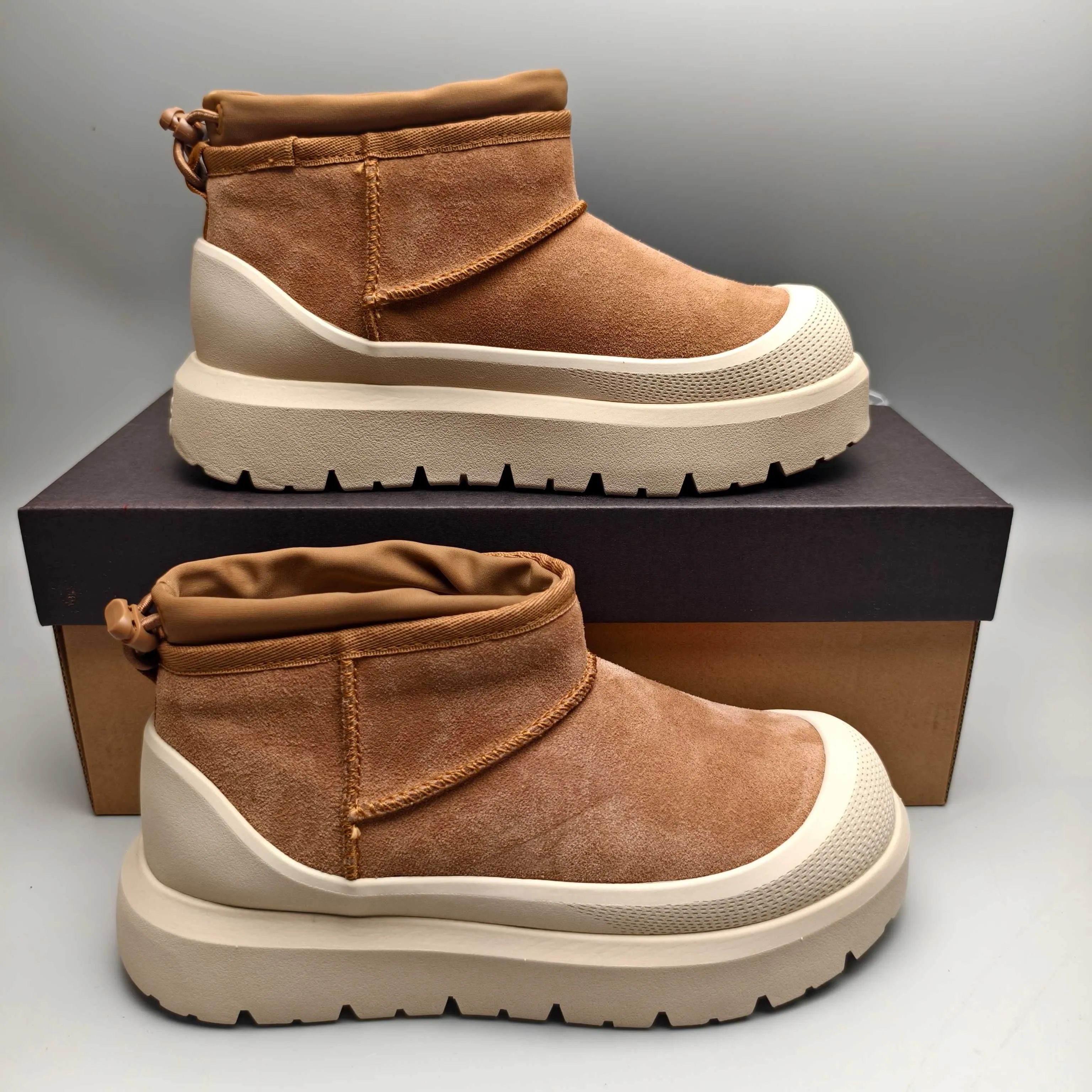 💰Women’s shoes 280 Men’s shoes 300 UGG sheepskin all-in-one snow boots 4196 Classic waterproof rubber sole couple’s shoes Color: white bottom, yellow bottom, blue bottom, black Matching code: 35-45